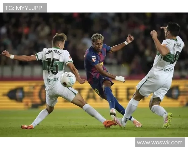 巴利亚多主场迎战埃尔切争夺西甲关键三分的激烈对决